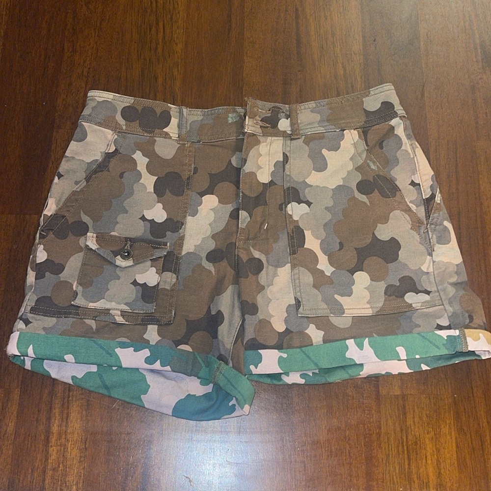 Anthropologie Wanderer Camo Utility Shorts. US 29. NWT. - Picture 2 of 8